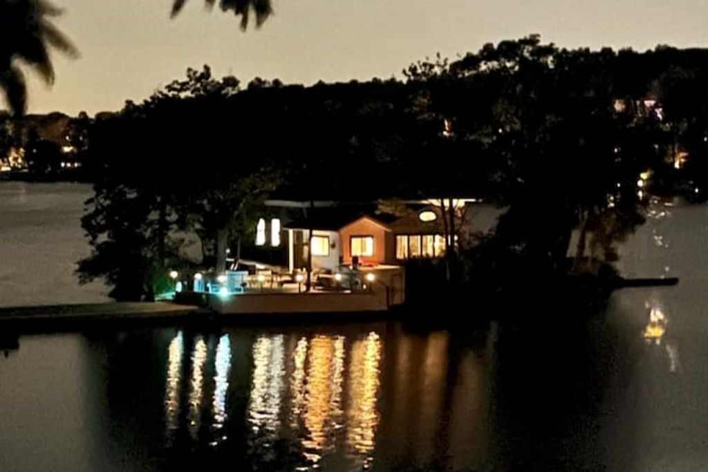 Photo of Outdoor in Glasser