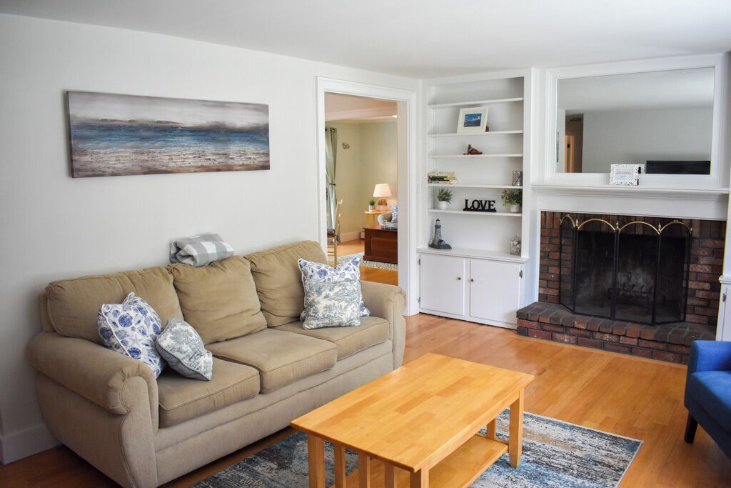 Photo of Livingroom in East Harwich