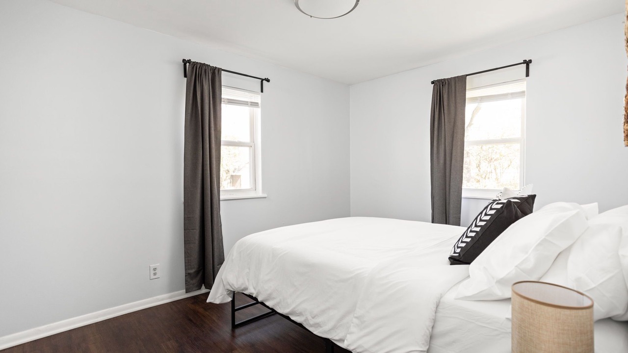 Photo of Bedroom in Wayne