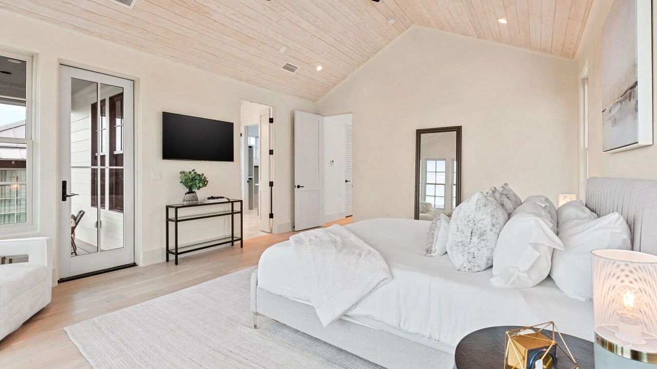 Photo of Bedroom in SeaNest Village