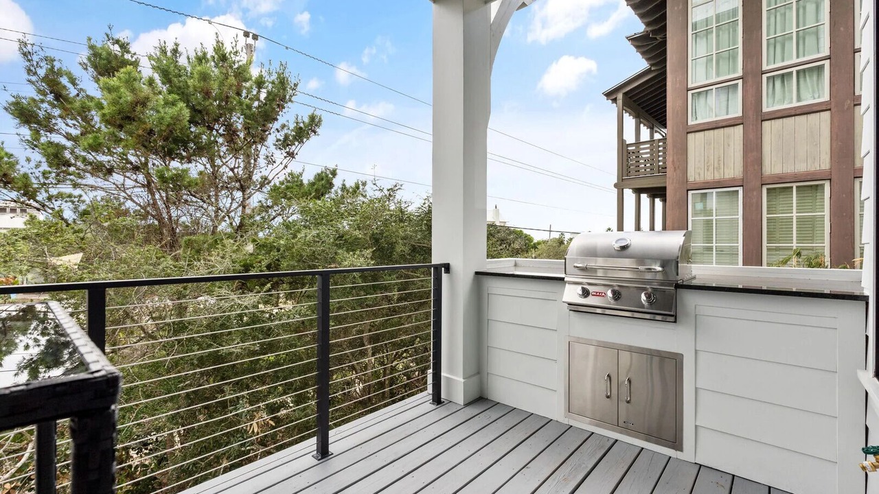 Photo of Patio Balcony in SeaNest Village