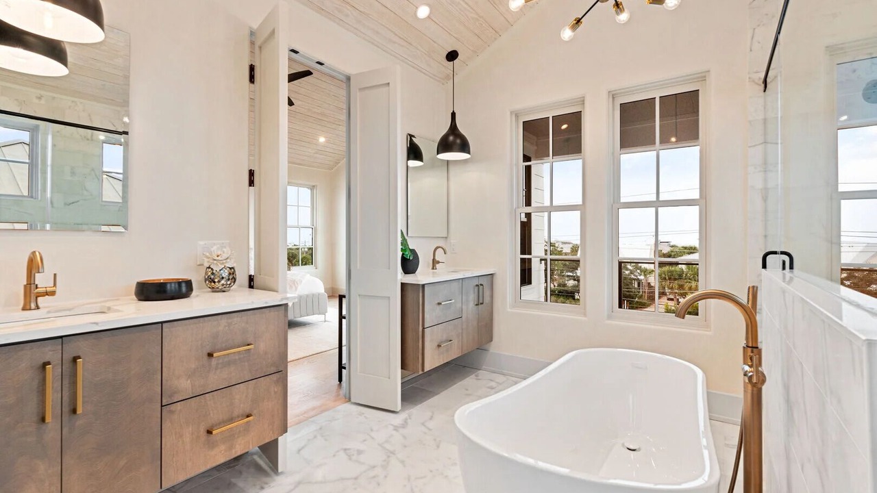 Photo of Bathroom in SeaNest Village