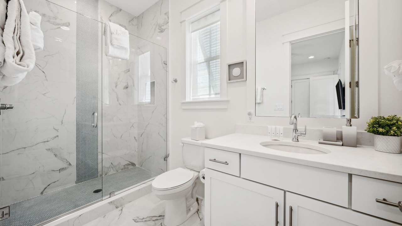 Photo of Bathroom in Treetop