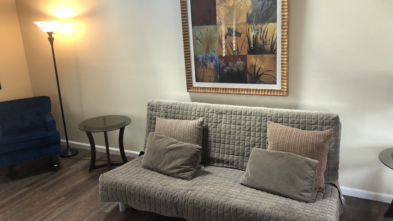 Photo of Livingroom in Buckroe Beach