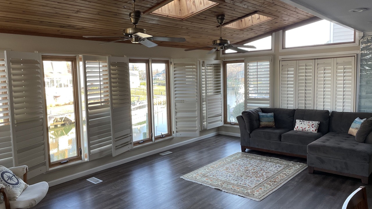 Photo of Livingroom in Buckroe Beach