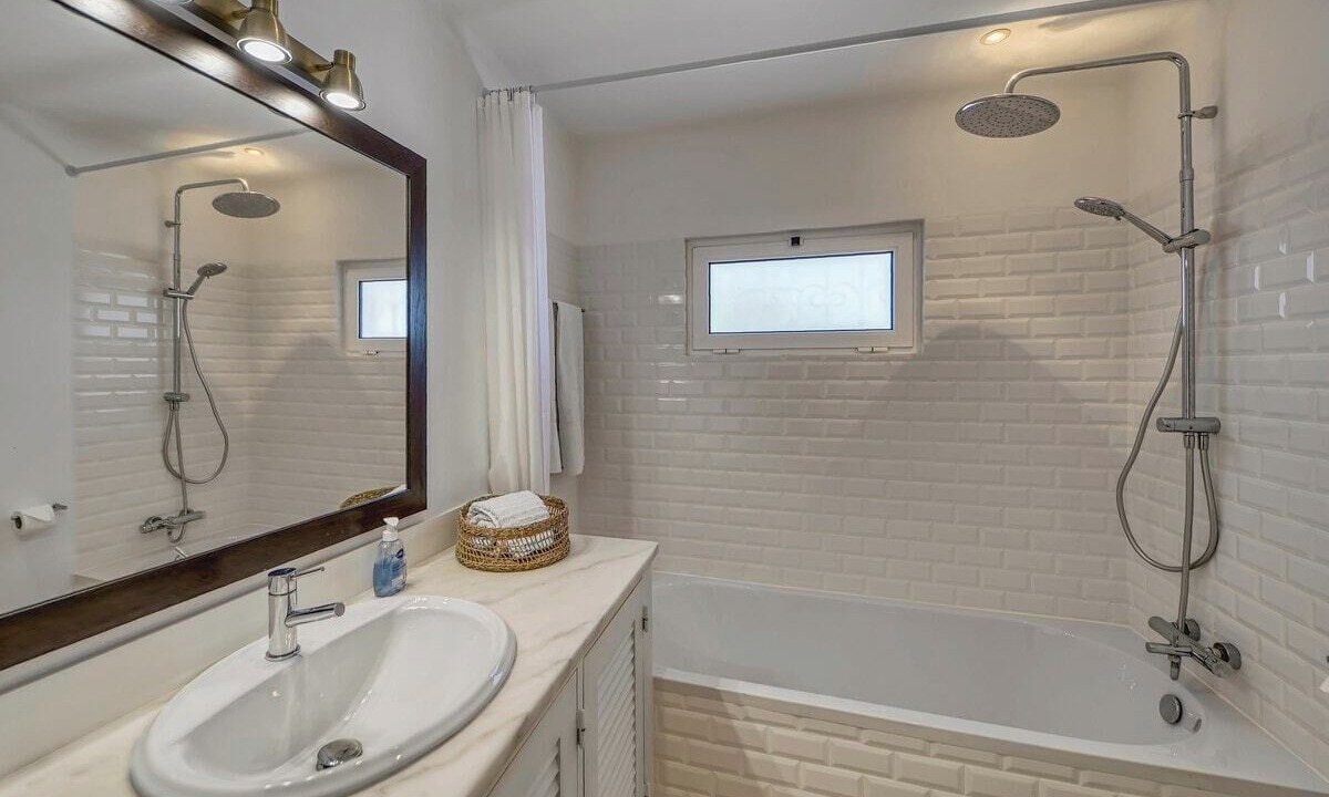 Photo of Bathroom in Areias Dos Moinhos