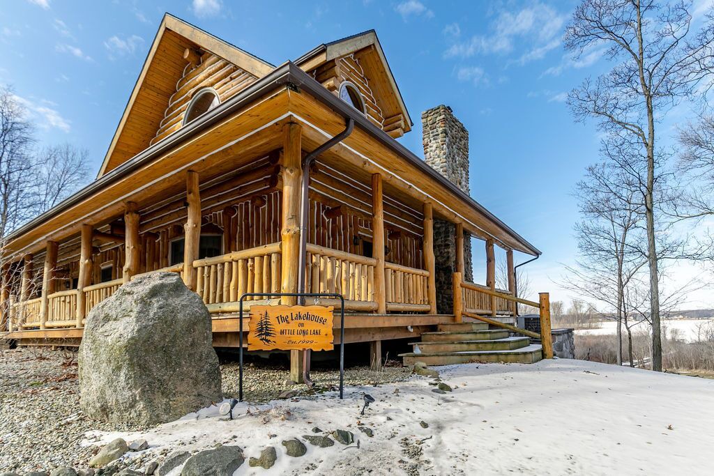 Photo of Outdoor in Frontier