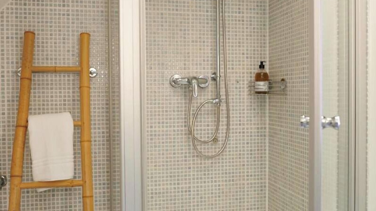 Photo of Bathroom in Nienstedten