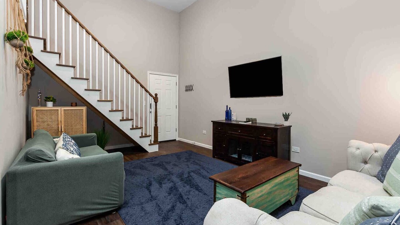 Photo of Livingroom in Wheeler