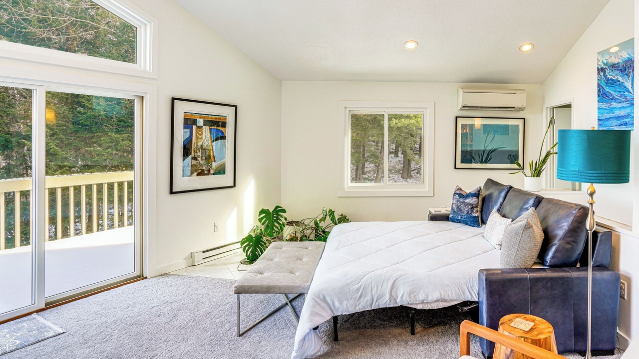 Photo of Bedroom in Otis