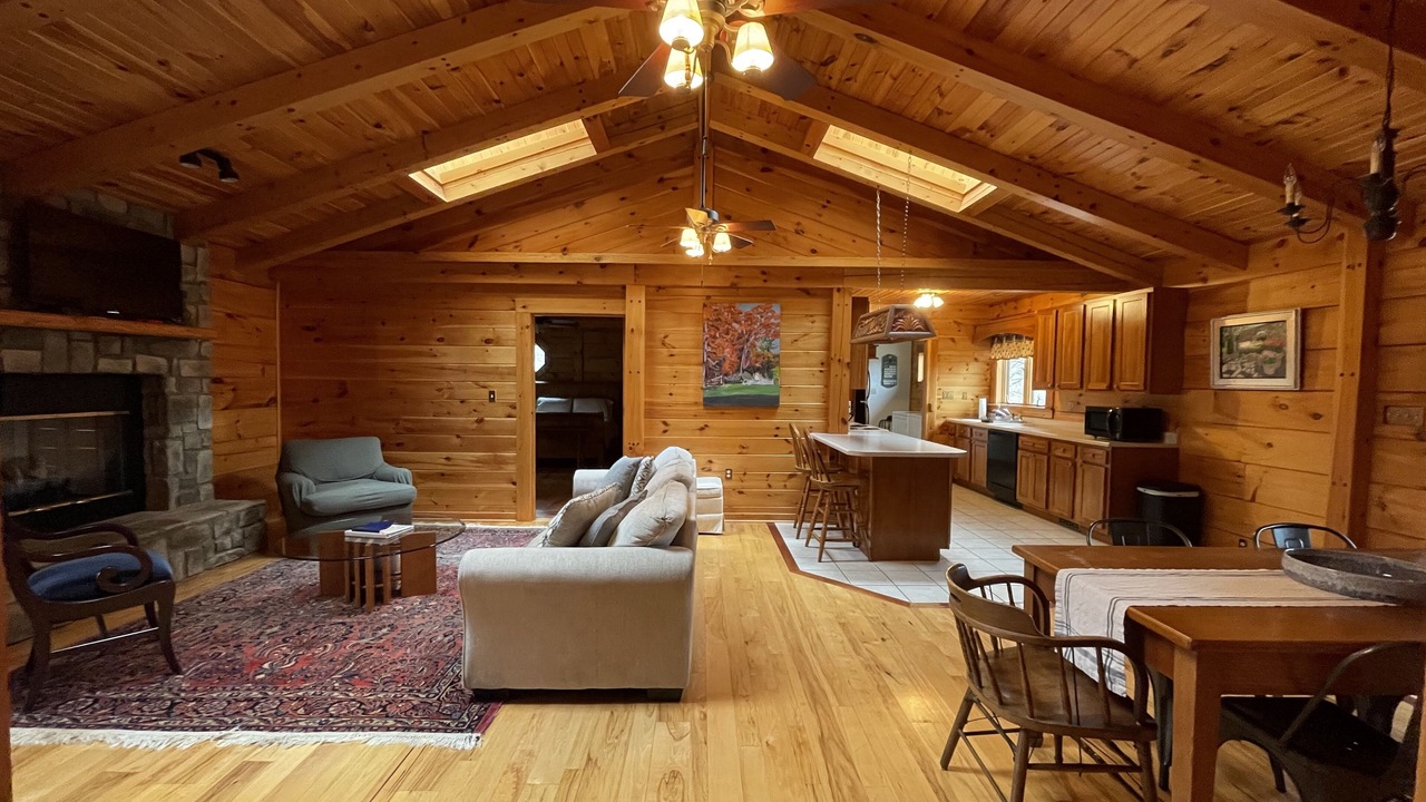Photo of Livingroom in Hot Springs