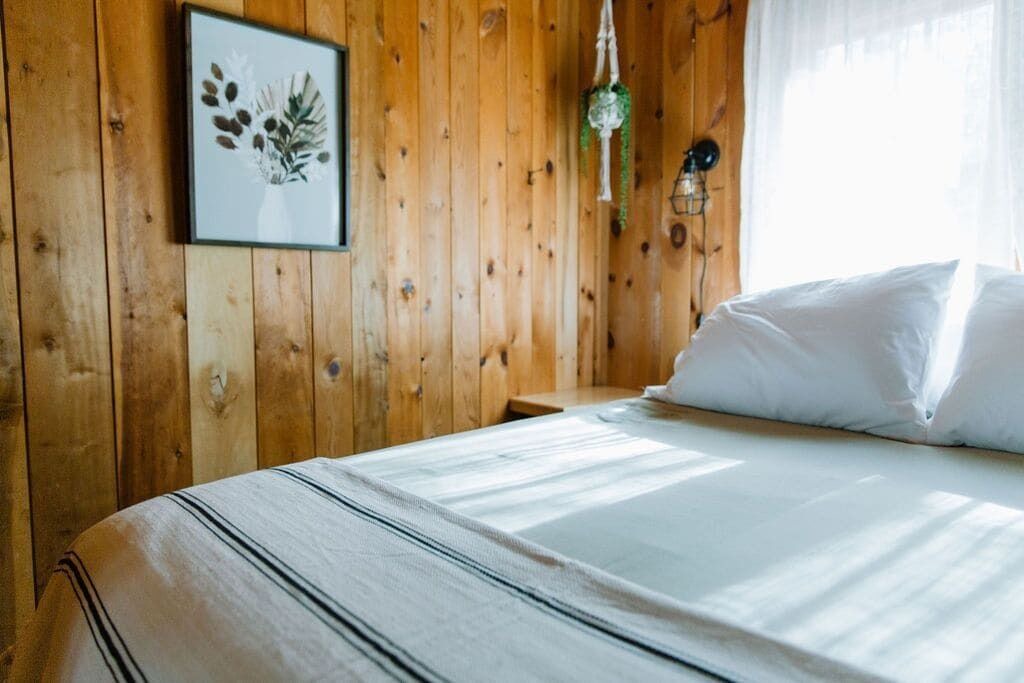 Photo of Bedroom in Rawley Springs