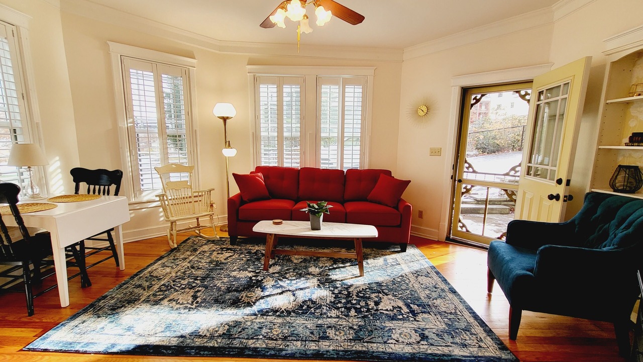 Photo of Livingroom in Chautauqua