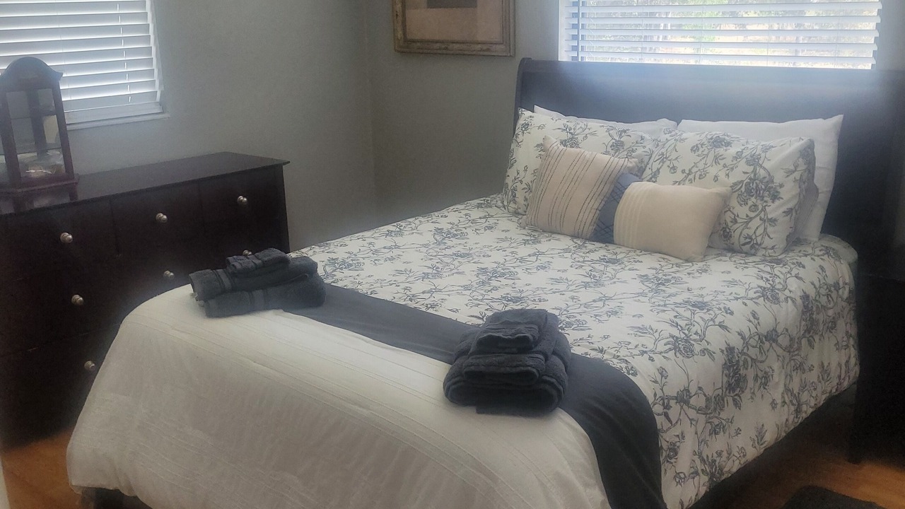Photo of Bedroom in Pine Ridge