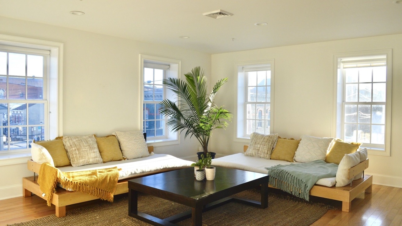 Photo of Livingroom in Hudson