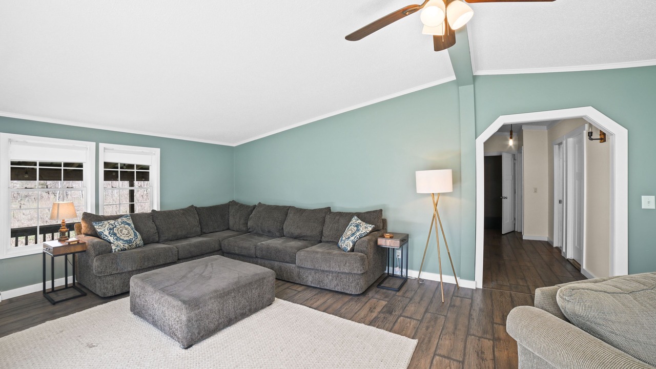 Photo of Livingroom in Dowling