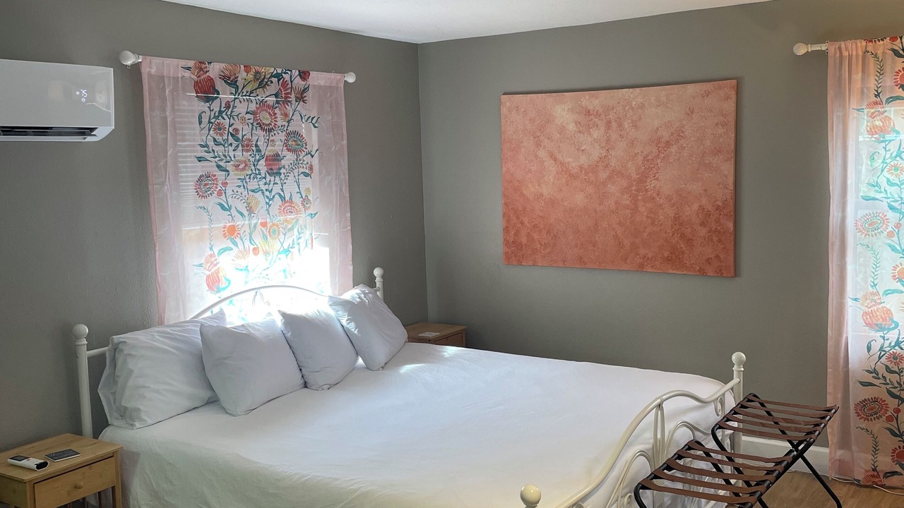 Photo of Bedroom in Tampa Heights