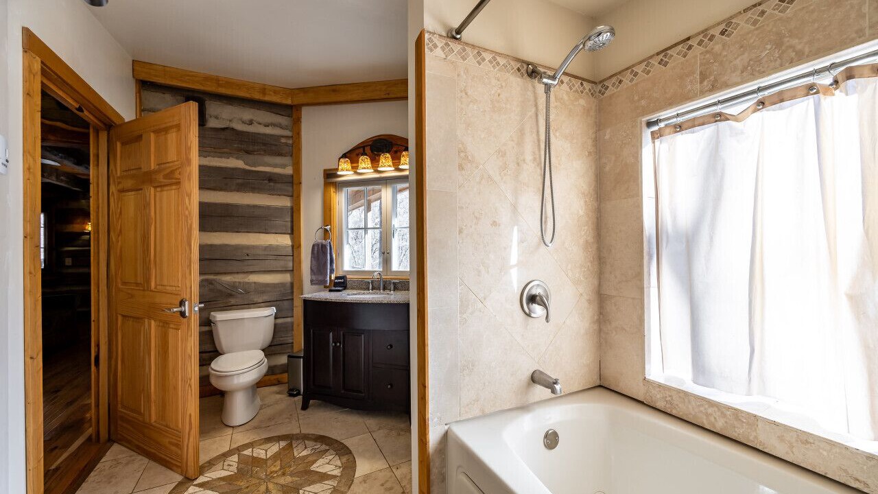 Photo of Bathroom in Stanardsville