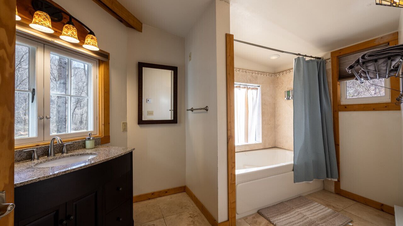 Photo of Bathroom in Stanardsville