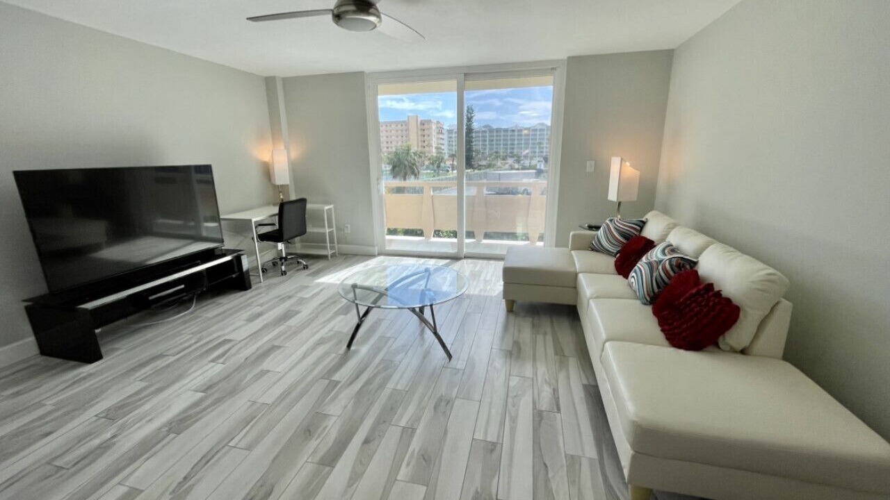 Photo of Livingroom in Cocoa Beach
