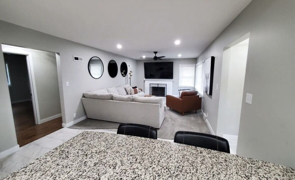 Photo of Livingroom in West Lafayette