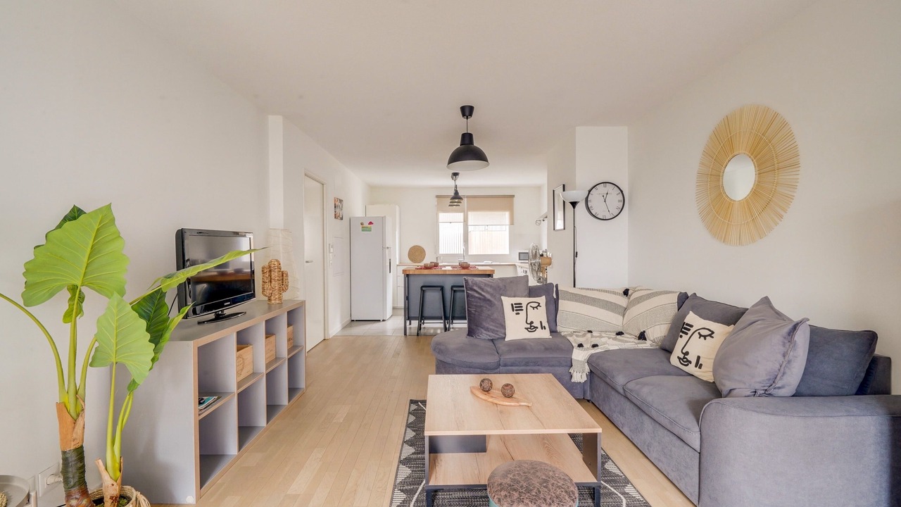 Photo of Livingroom in Bassins a Flot