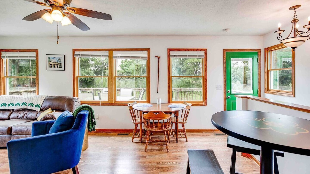 Photo of Livingroom in Notre Dame
