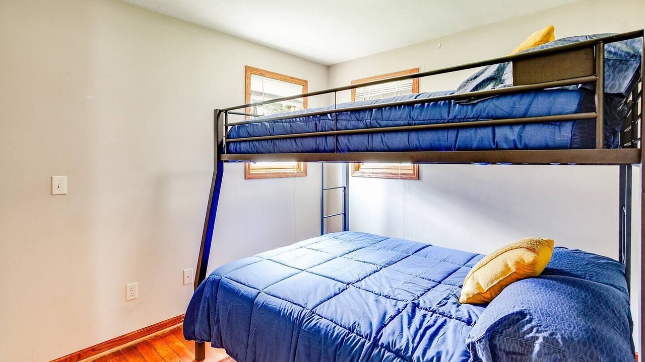 Photo of Bedroom in Notre Dame