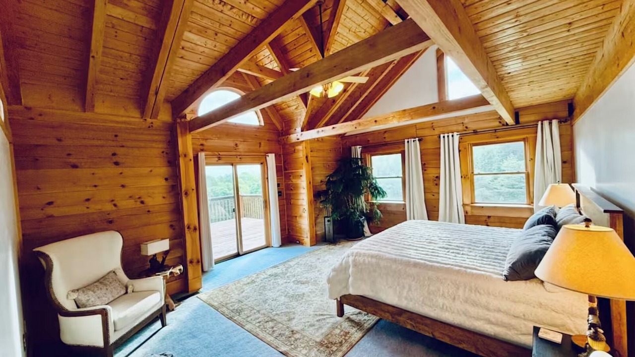 Photo of Bedroom in Sinks Grove