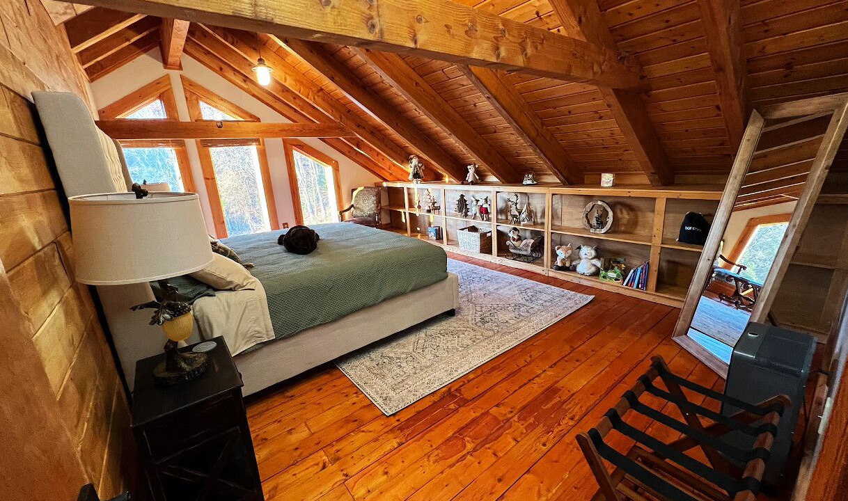 Photo of Bedroom in Sinks Grove
