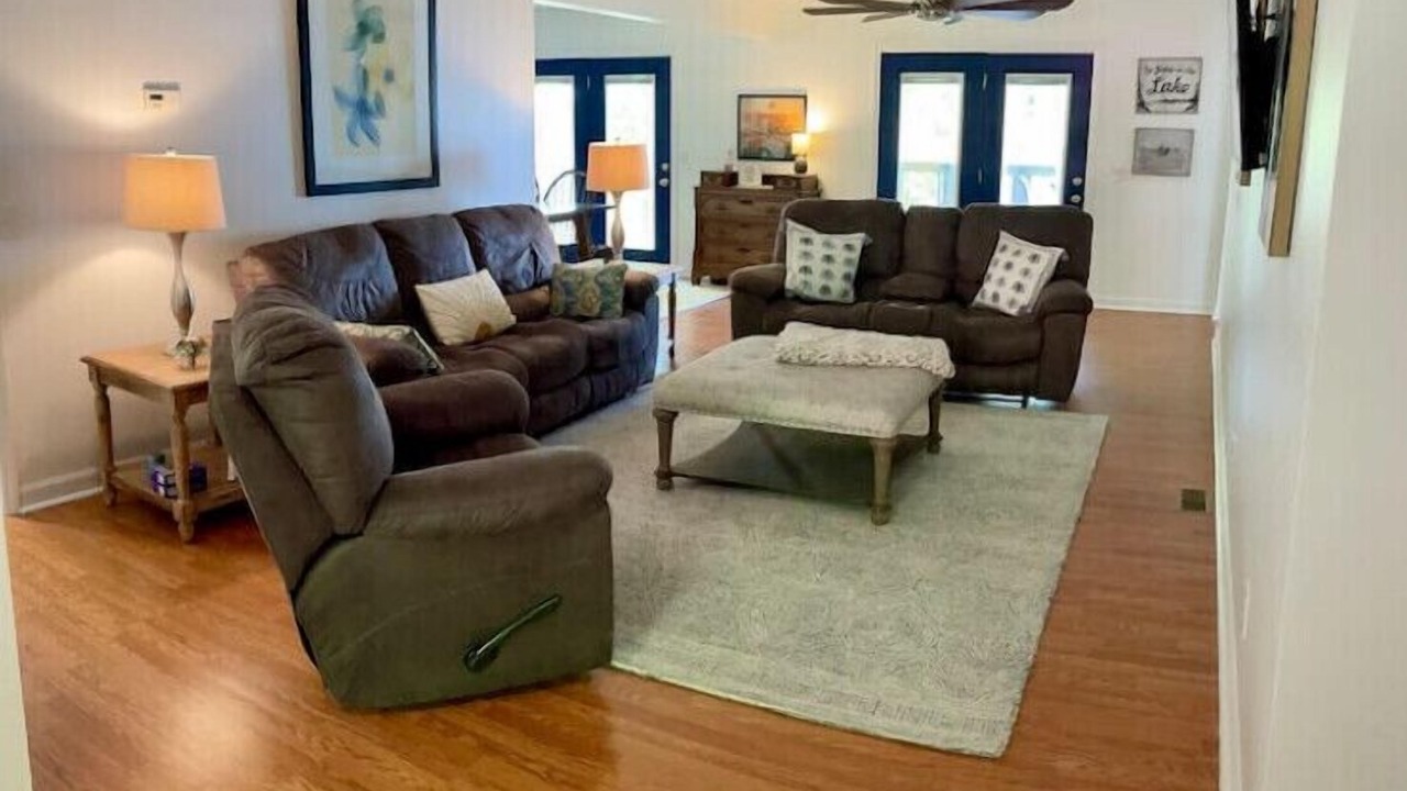 Photo of Livingroom in Merifield Acres