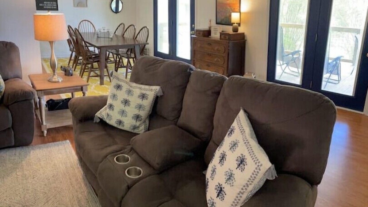 Photo of Livingroom in Merifield Acres