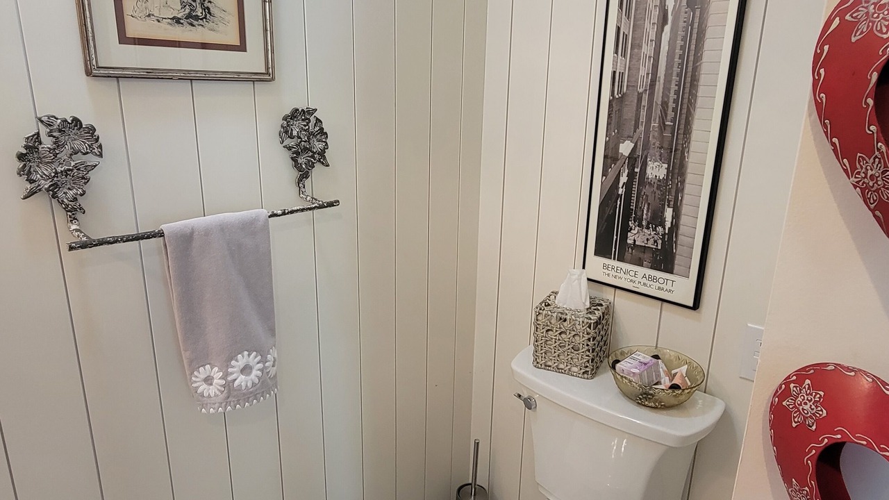 Photo of Bathroom in Washington