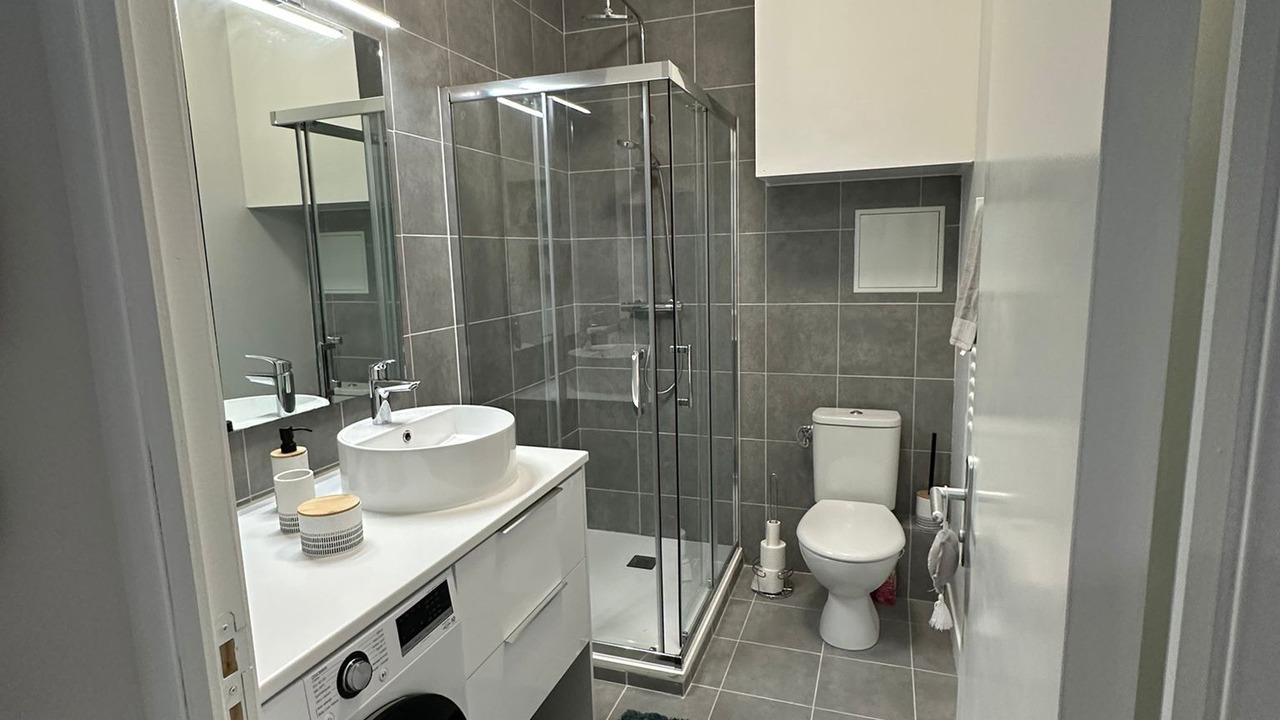 Photo of Bathroom in Port de St Goustan