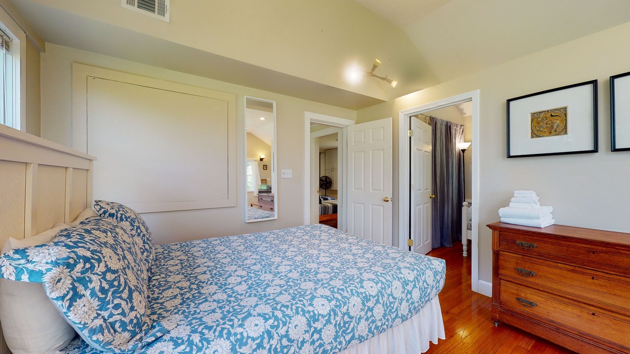 Photo of Bedroom in Manchester-by-the-Sea