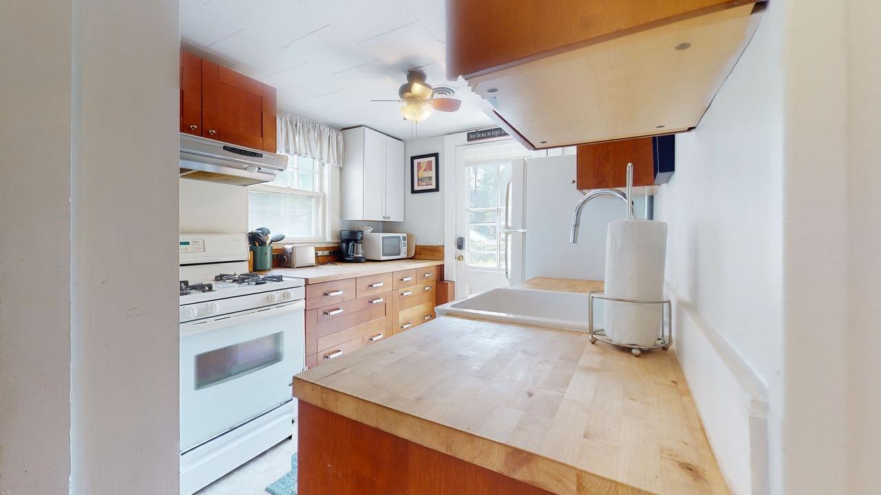 Photo of Kitchen in Manchester-by-the-Sea