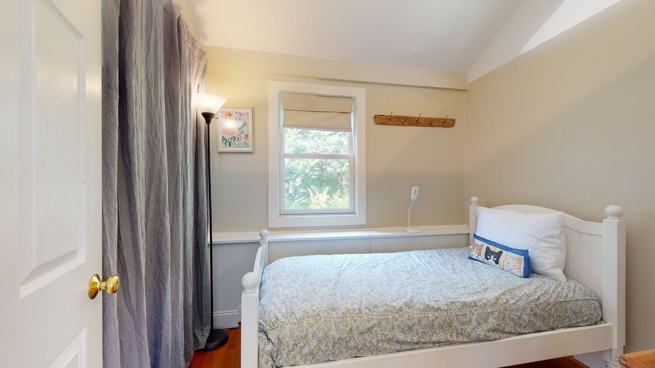 Photo of Bedroom in Manchester-by-the-Sea
