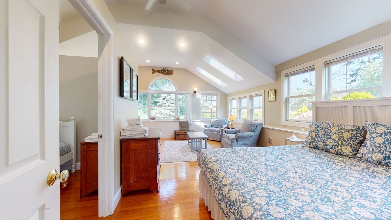 Photo of Bedroom in Manchester-by-the-Sea