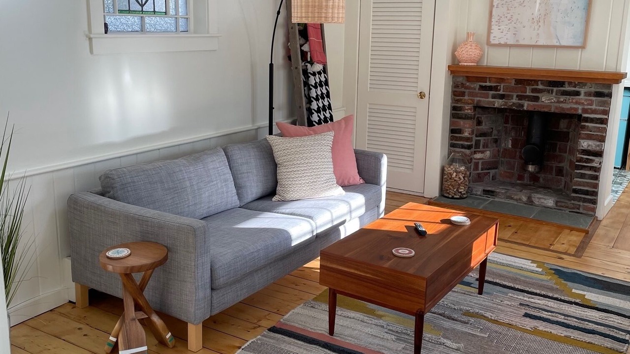 Photo of Livingroom in Marblehead