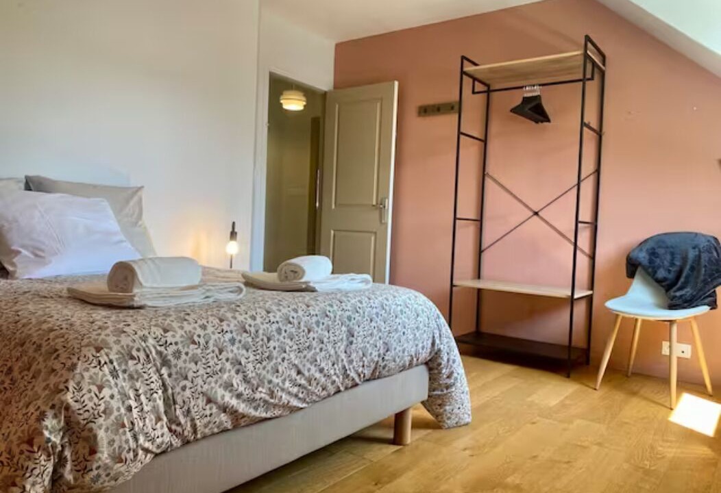 Photo of Bedroom in Saint-Carne
