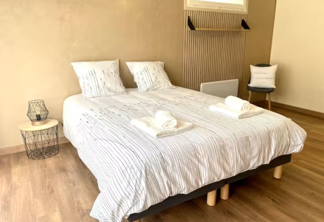 Photo of Bedroom in Saint-Carne