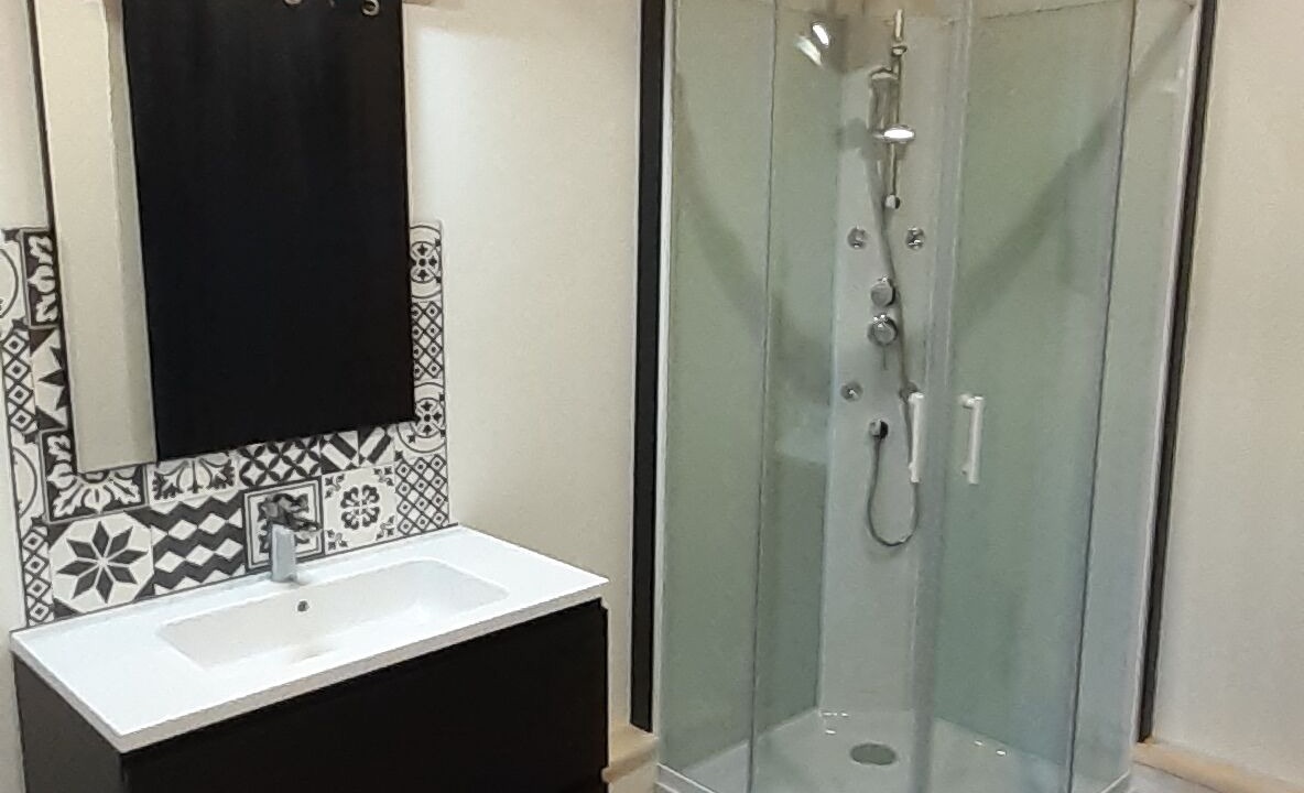 Photo of Bathroom in Gouezec