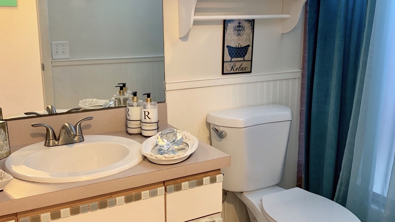 Photo of Bathroom in Davie