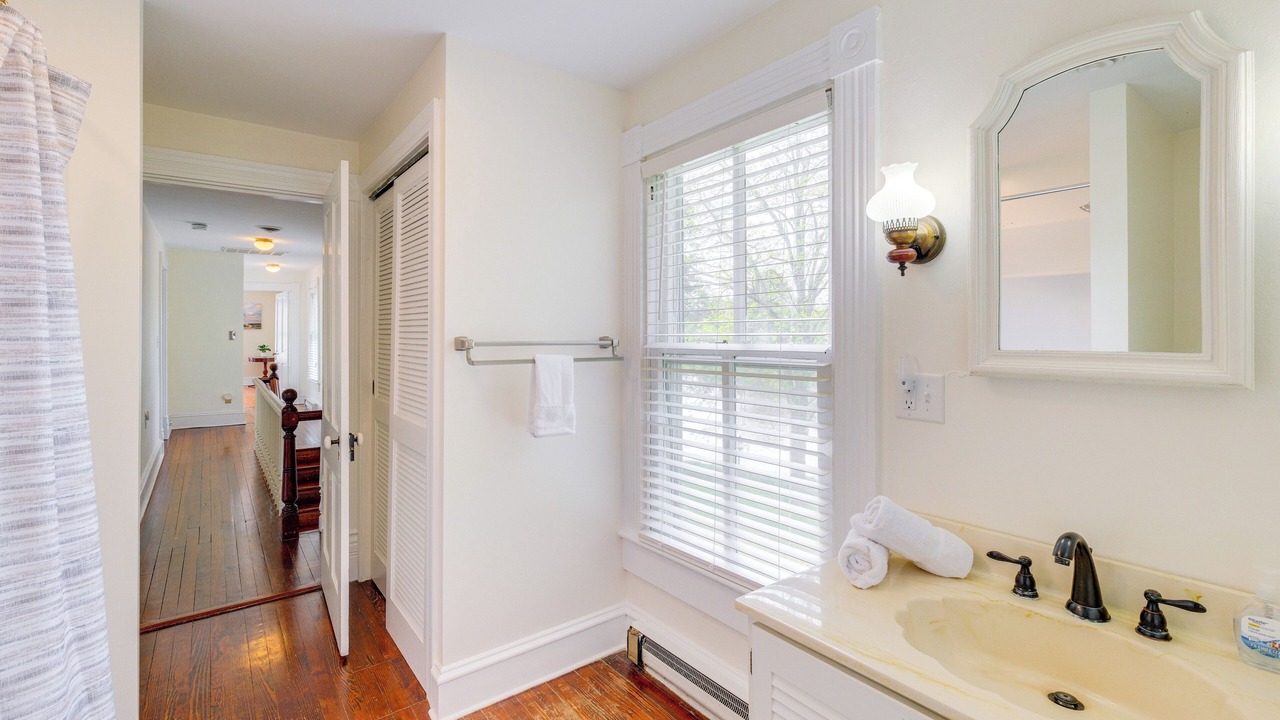 Photo of Bathroom in Mathews