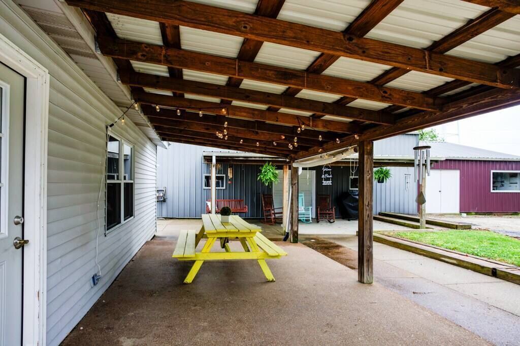 Photo of Outdoor in Gentryville