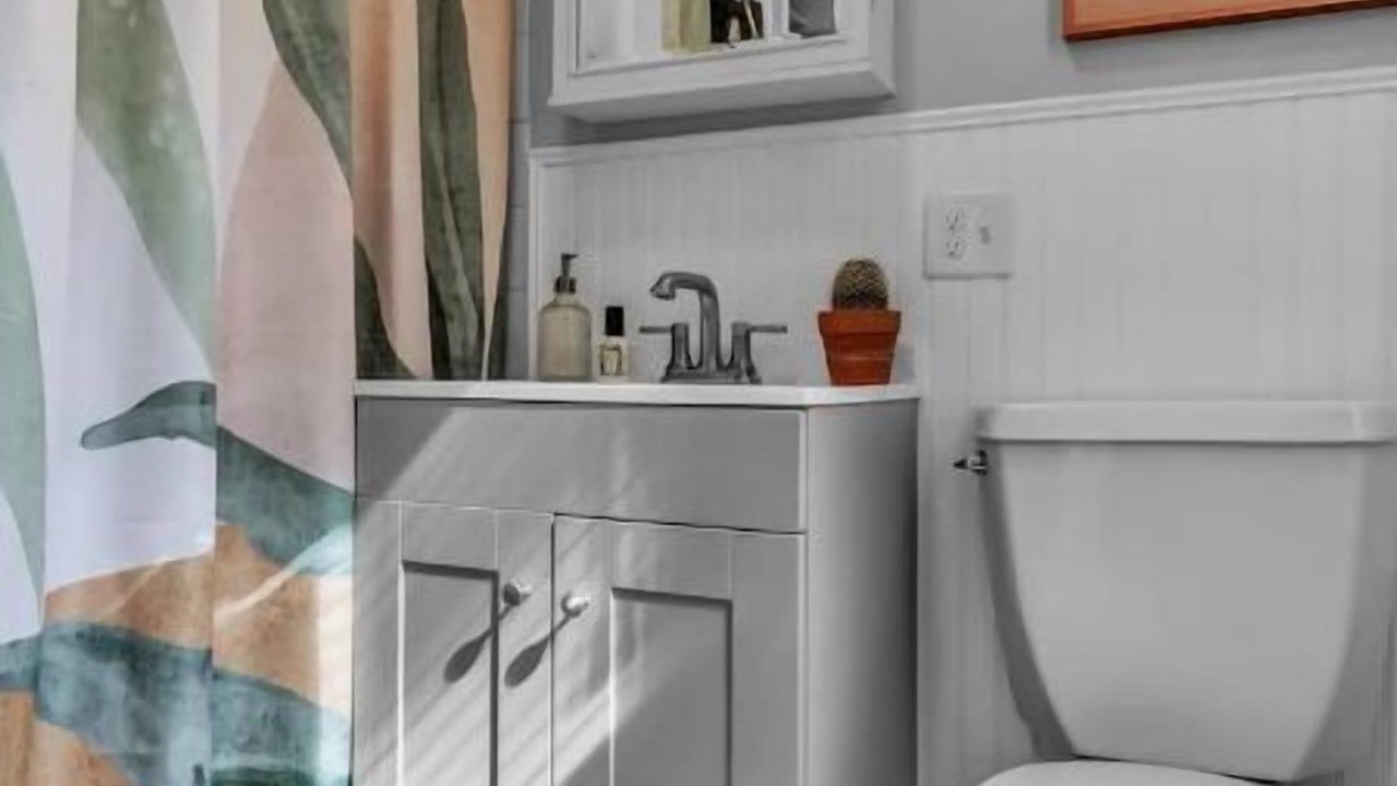 Photo of Bathroom in Black Rock