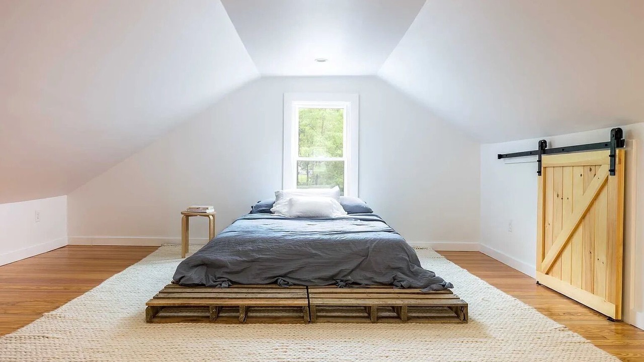 Photo of Bedroom in Hudson