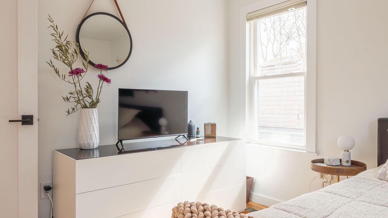 Photo of Bedroom in Hudson