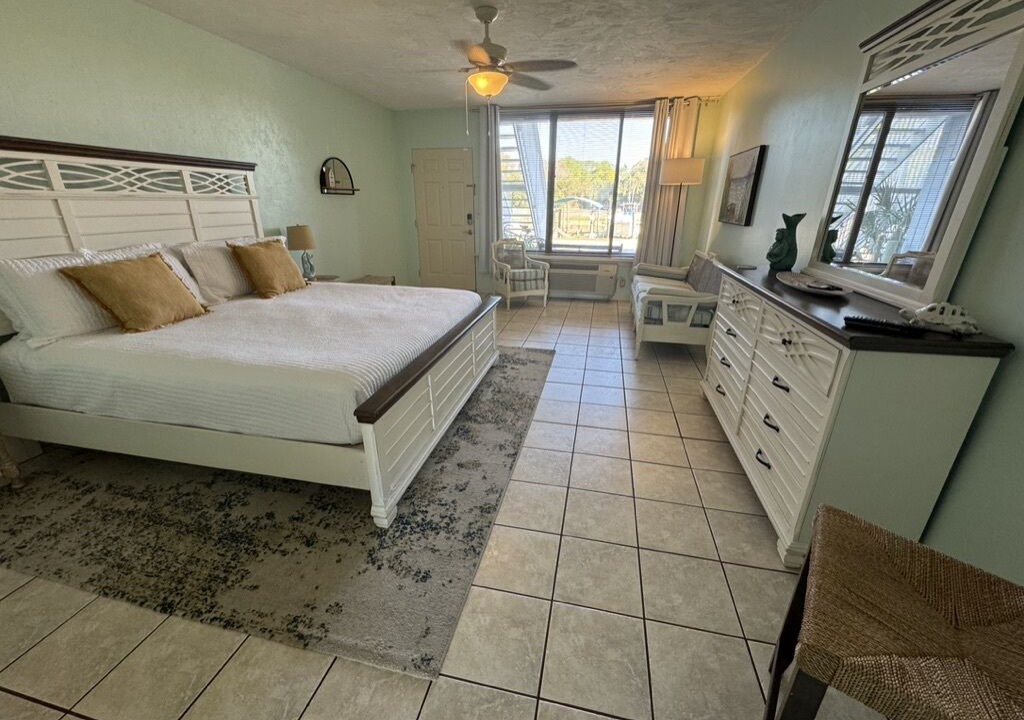 Photo of Bedroom in Panacea