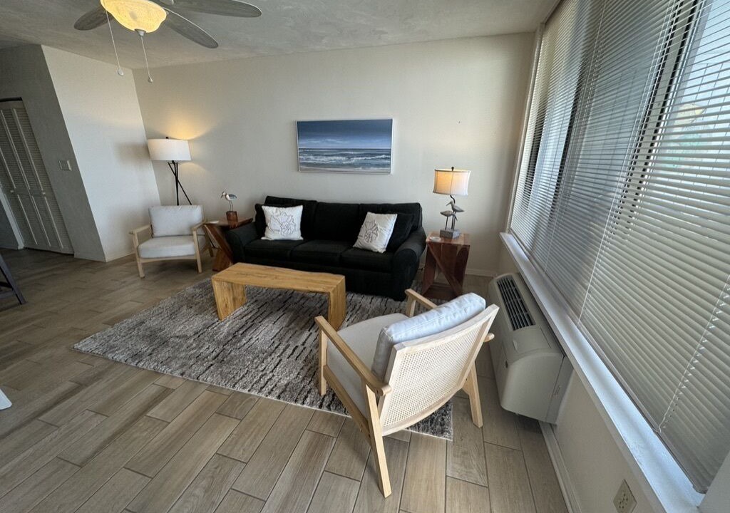 Photo of Livingroom in Panacea